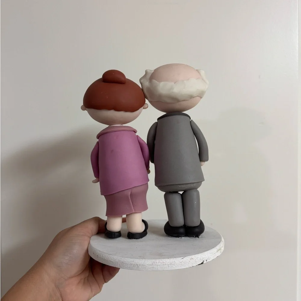 ⚡️Elegant Couple Figurine Cake Topper